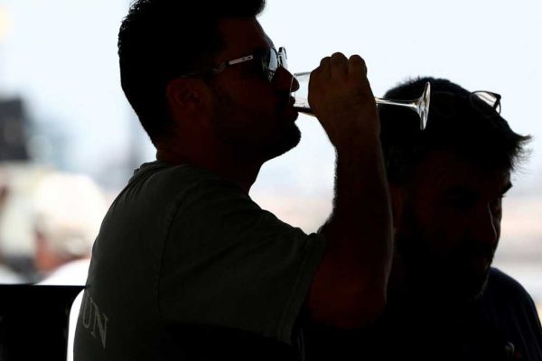 Nightmare for Bordeaux Winemakers: US Tariff Battles