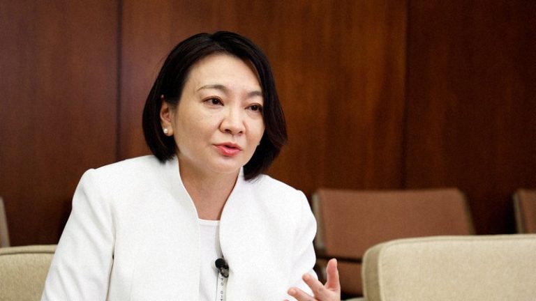 Mayor Pushes for US Base Removal in Roppongi Over Helicopter Fears