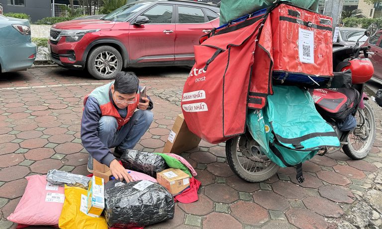 E-commerce Growth Sparks Waste and Emission Fears