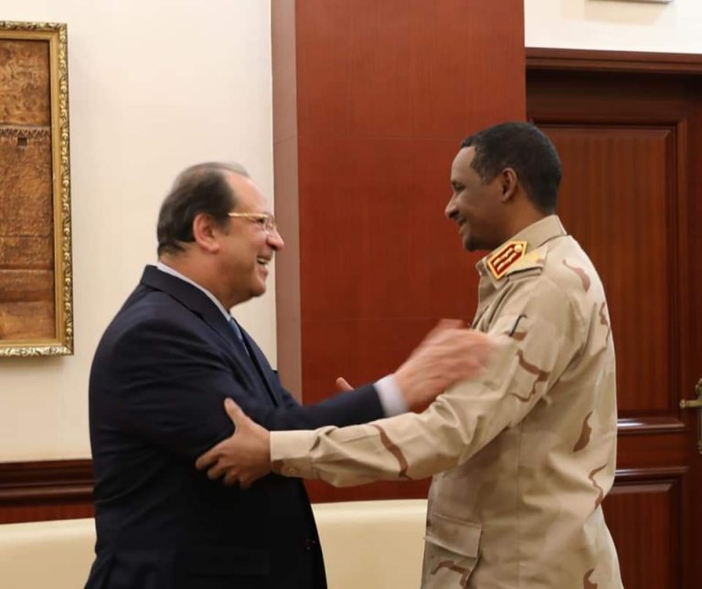 Sudan’s General Meets Egypt’s Intelligence Chief on Security and Aid