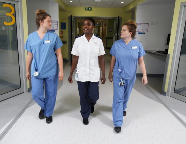 2,000 Nurses Hired for Teaching Hospitals